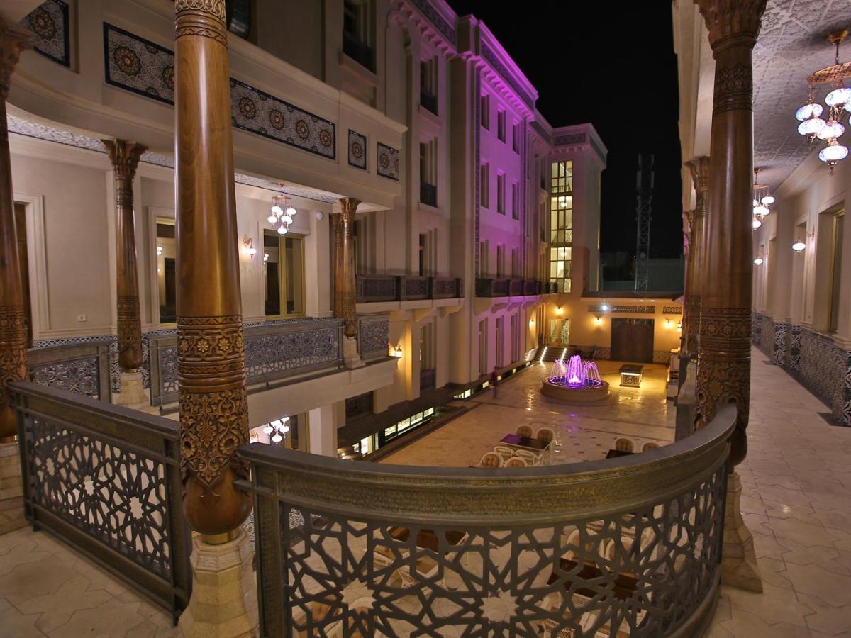 Paradise Plaza Luxury Hotel Bukhara Eksteriør billede